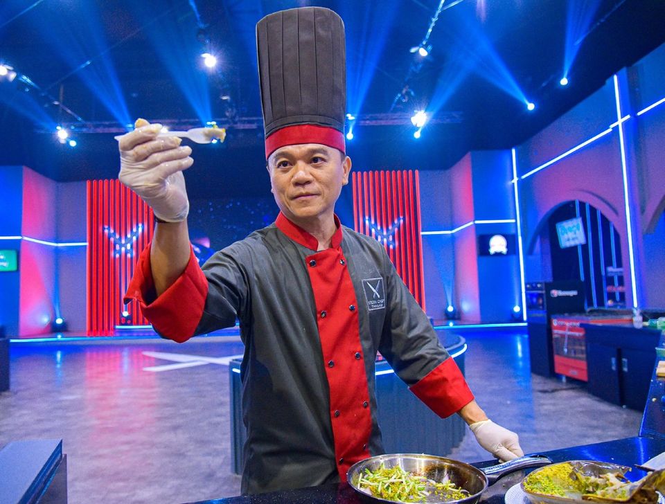 Iron Chef Thailand เปิดศึกแมตซ์แห่งปีอาหารไทยภาคใต้ “แม่ภา” สุดมั่นรสมือ..หรอยแรง ขอหักเหลี่ยม “เชฟเอียน”
