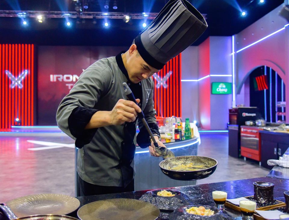 Iron Chef ร้อนระอุ!! “เชฟอาร์”ปะทะเดือด “เชฟโอม” เปิดศึกอาหาร “อิตาเลี่ยนสุดสร้างสรรค์ที่โลกต้องจดจำ”