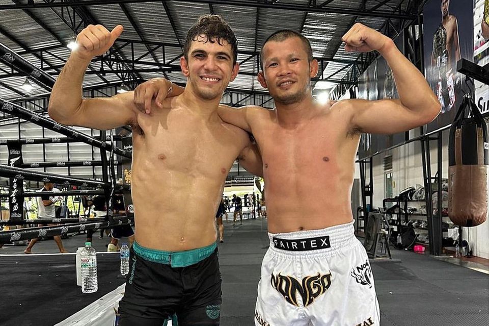 ONE Championship : ไมกี มูซูเมกี เรียนวิชามวยไทยกับ น้องโอ๋ ฮาม่ามวยไทย เล็งข้ามสาย MMA
