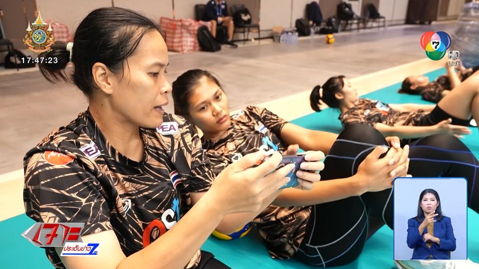 VNL 2024 : กิ๊ฟ วิลาวัณย์ นำคลิปการเล่นของทีมชาติจีน มาให้นักตบสาวไทยดู | ตบลั่นจอกับศรสวรรค์
