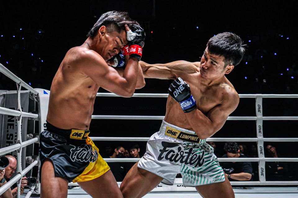 ONE ลุมพินี : ยอดเหล็กเพชร อ.อัจฉริยะ น็อก ดอนคิงส์ โยธารักษ์มวยไทย ยกแรกศึก ONE ลุมพินี 113
