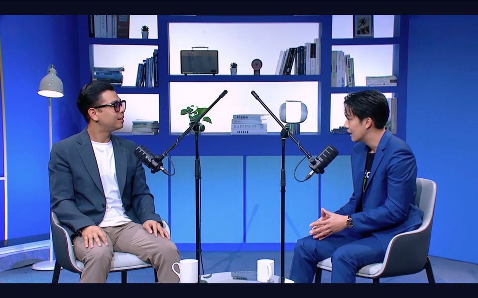 “ไต้ฝุ่น” ชวน “คุณเจมส์-วรปรัชญ์” เปิดสูตรลับธุรกิจร้อยล้าน ตอบโจทย์โลกออนไลน์ ใน “ติดลมบน”
