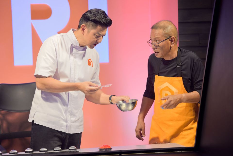 “พ่อค้าซ่าแม่ค้าแซ่บ” วี๊ดว้าย..มือไม้สั่น สติหลุด!!เจอ “นักเพาะกาย” ทั้งใหญ่ทั้งแน่น  