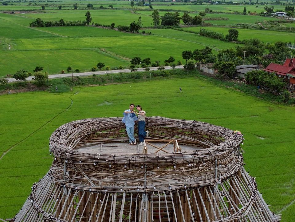 “เอ-แป้ง” พาชิล จ.สุพรรณบุรี  ชิมช้อปของดี ที่ชุมชนตำบลต้นตาล