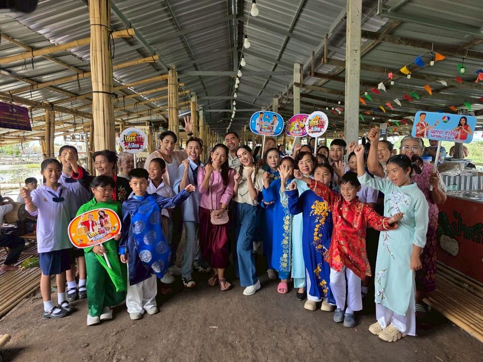 “เอ-แป้ง” พาชิล จ.สุพรรณบุรี  ชิมช้อปของดี ที่ชุมชนตำบลต้นตาล