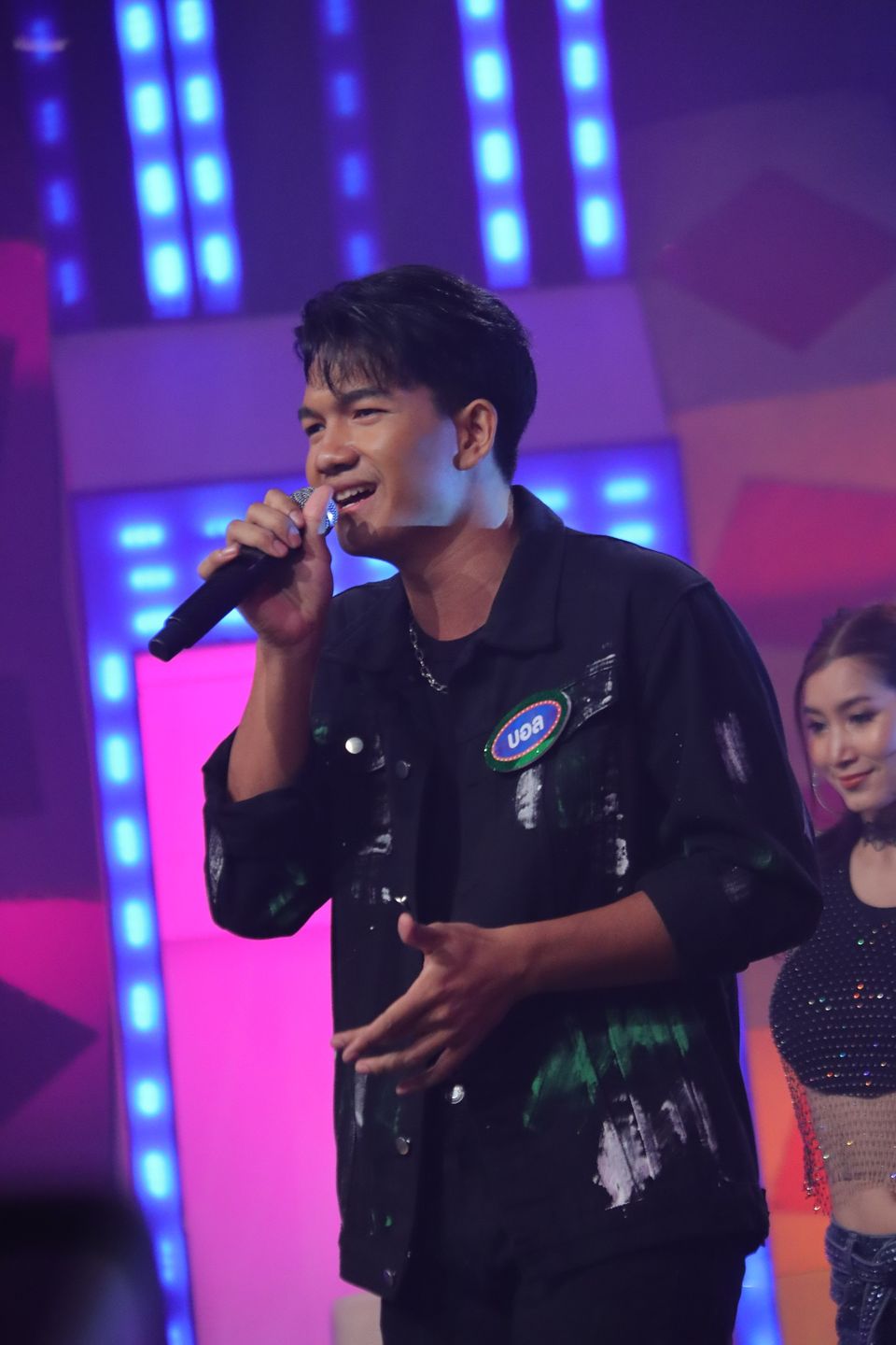 ดวลเพลงดัง พลังมัธยม พร้อมเสิร์ฟความฟิน ผ่านเพลง "คิดถึงฉันไหมเวลาที่เธอ..." ของวง "TAXI"