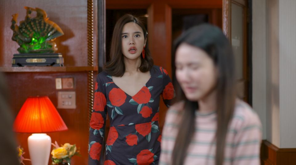 “รุ้ง ชนัญญา” เผยตัวละคร “งามชื่น” ใน “เมืองแก้ว” สะท้อนปัญหาสังคม  ย้ำครอบครัวคือเซฟโซน มีอะไรต้องเปิดใจคุย 
