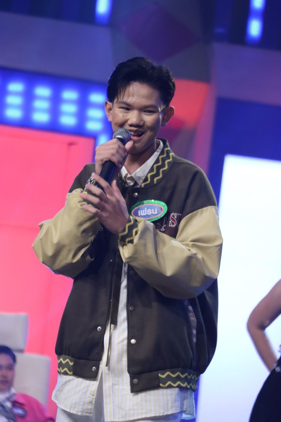 "ดวลเพลงดัง พลังมัธยม" ประชันความทะเล้น สนุกไปกับเพลง "รักจริงให้ติงนัง" ของ “รุ่ง-สุริยา”