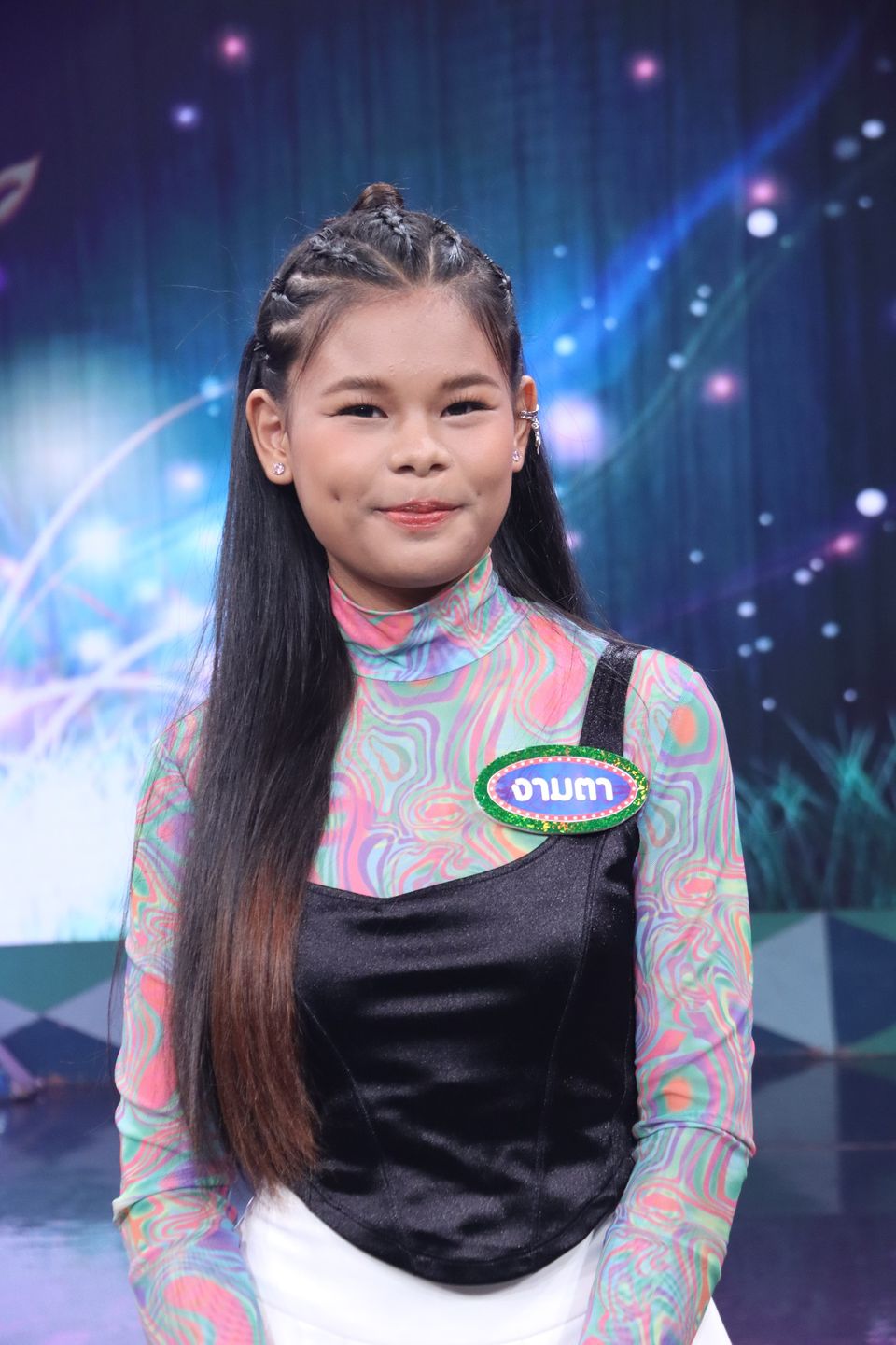 "ดวลเพลงดัง พลังมัธยม" เติมความสดใส  ชูสความน่ารักกับเพลง "เราคงต้องเป็นแฟนกัน"