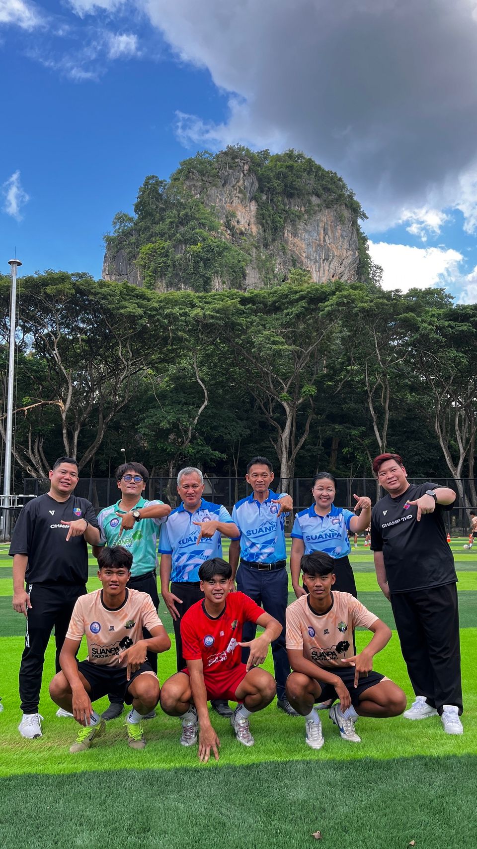 “SPORTS LIFE” เยือนสนาม “รร.สวนป่าเขาชะอางค์” เช็กฟอร์มยอดนักเตะ  อุ่นเครื่องฤดูกาลลูกหนังขาสั้น “ฟุตบอลนักเรียน 7 คน แชมป์กีฬา 7HD แชมเปียน คัพ 2025”