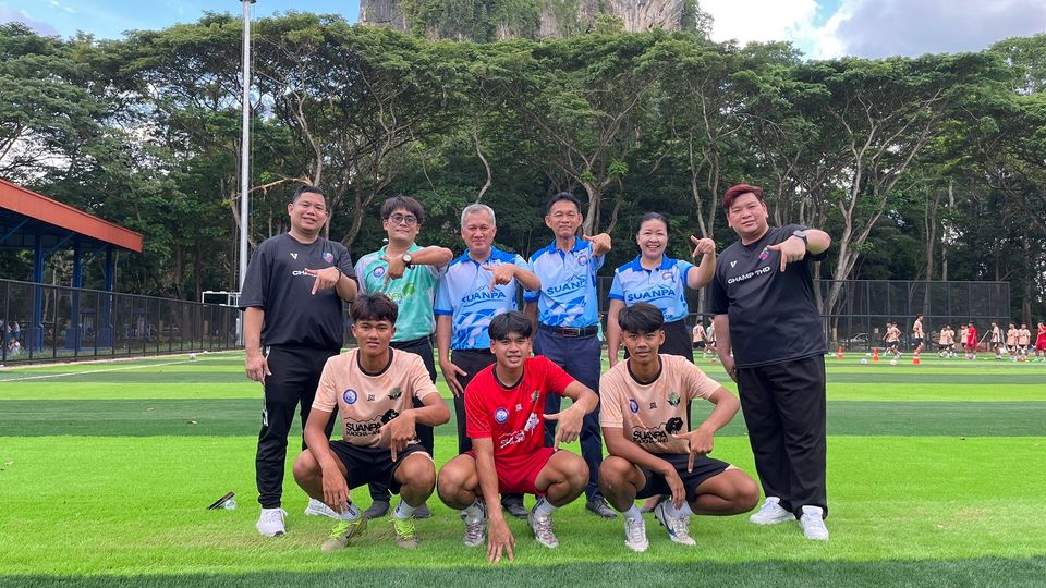 “SPORTS LIFE” เยือนสนาม “รร.สวนป่าเขาชะอางค์” เช็กฟอร์มยอดนักเตะ  อุ่นเครื่องฤดูกาลลูกหนังขาสั้น “ฟุตบอลนักเรียน 7 คน แชมป์กีฬา 7HD แชมเปียน คัพ 2025”