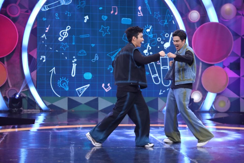 "ดวลเพลงดัง พลังมัธยม" เอาใจหนุ่มโสด ประชันไมค์ในเพลง "หัวใจผมว่าง"   