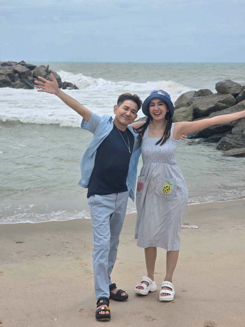 “เอ-แป้ง” ชวนลุยดูทุกขั้นตอนทำก้างปลาเห็ดโคนทอดกรอบของดีจาก “วิสาหกิจชุมชนกลุ่มประมงเรือเล็กหาดสุชาดา” จ.ระยอง