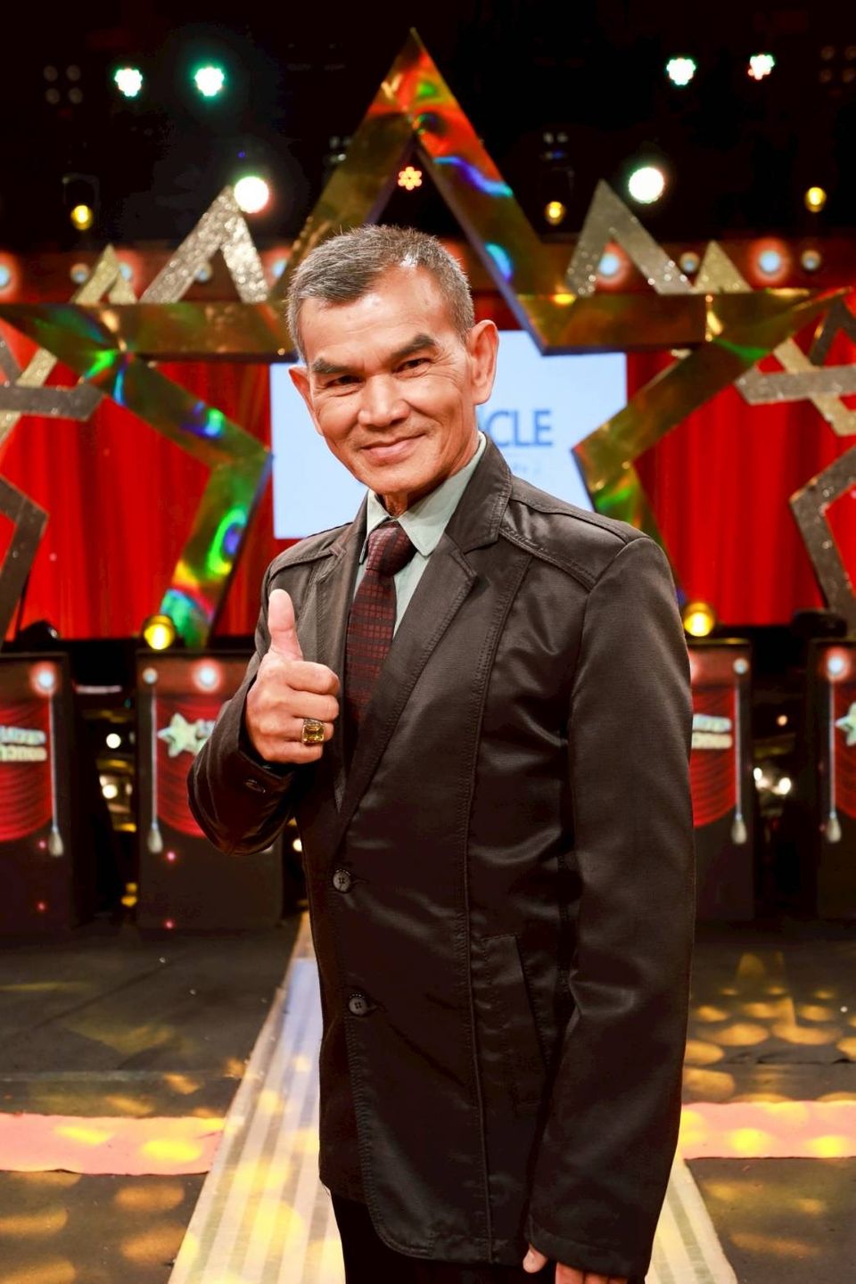 “รักชาติ&เล็ก อินทรีย์”แท็กทีมเสิร์ฟเพลงมันส์ “สกิล-พัชรินทร์-เจมส์”แลกไมค์โชว์ทีเด็ดชิงแต้มต่อ