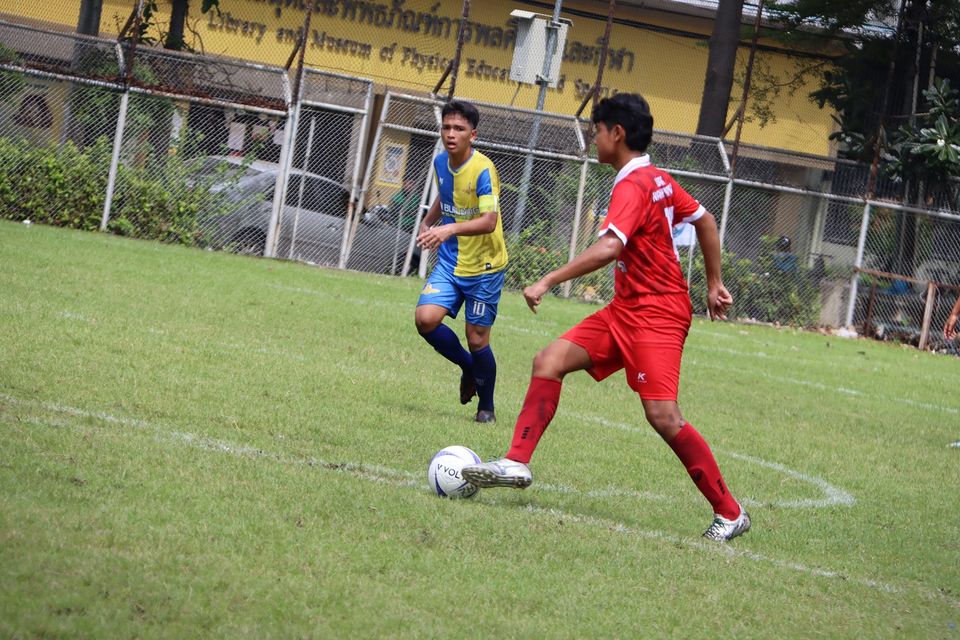 นัดเปิดสนามประเดิมฟาดแข้งมันสะใจ คิกออฟรอบคัดเลือก “ฟุตบอลนักเรียน 7 คน แชมป์กีฬา 7HD แชมเปียน คัพ 2025”