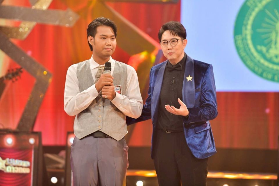 “เสกสรรค์-โฆษิต”ท้าพิสูจน์ผ่านไมค์เสียงจริงจากใจ “ออมสิน-ปราย-โยเกิร์ต”ฟอร์มแจ่มสไตล์โดดเด่น