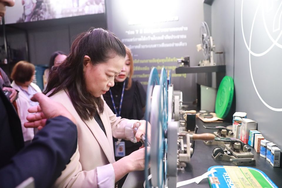 ช่อง 7HD เปิดบ้านต้อนรับคณะนักวิจัยฯ เข้าชมการบริหารจัดการสื่อแลกเปลี่ยนความรู้