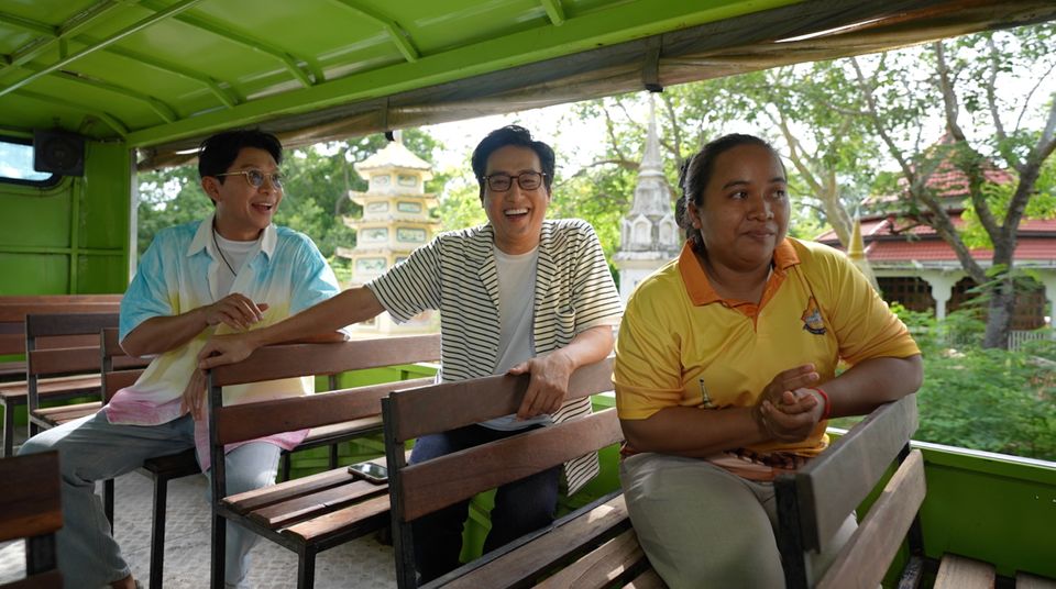 “หนุ่ม-แท่ง” พาตามรอยเกจิดัง “วัดจันเสน” จ.นครสวรรค์ เจาะลึกเคล็ดลับการขอพรเรื่องปัง ๆ ใน “หนุ่มแท่ง อารามทัวร์”