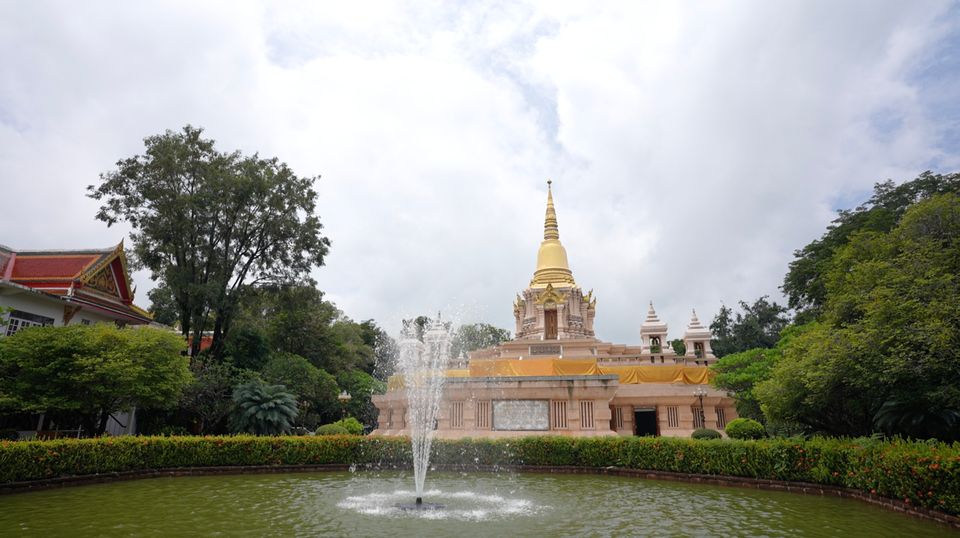 “หนุ่ม-แท่ง” พาตามรอยเกจิดัง “วัดจันเสน” จ.นครสวรรค์ เจาะลึกเคล็ดลับการขอพรเรื่องปัง ๆ ใน “หนุ่มแท่ง อารามทัวร์”