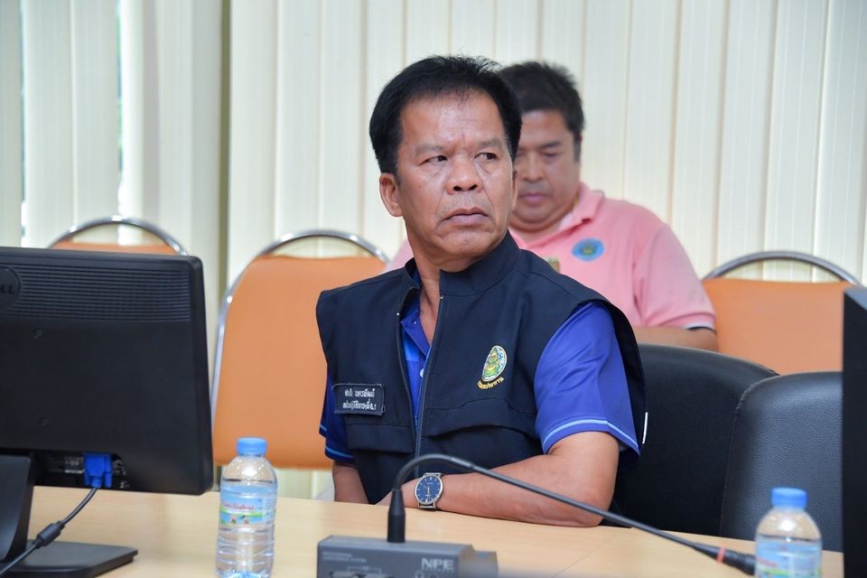 อธิบดีกรมชลฯ นำทีมลุยน้ำอยุธยา สั่งเร่งเคลียร์คลอง วางแผนระบายน้ำเตรียมเพาะปลูกฤดูแล้ง