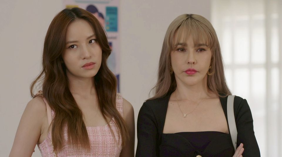 “แหม่ม” ปลื้มฟีดแบ็ก คืนจอช่อง 7HD บท “คณิสร” ใน “ลวง” เริ่ด  ชม “ยูโร – กานต์” เก่งครบเครื่อง