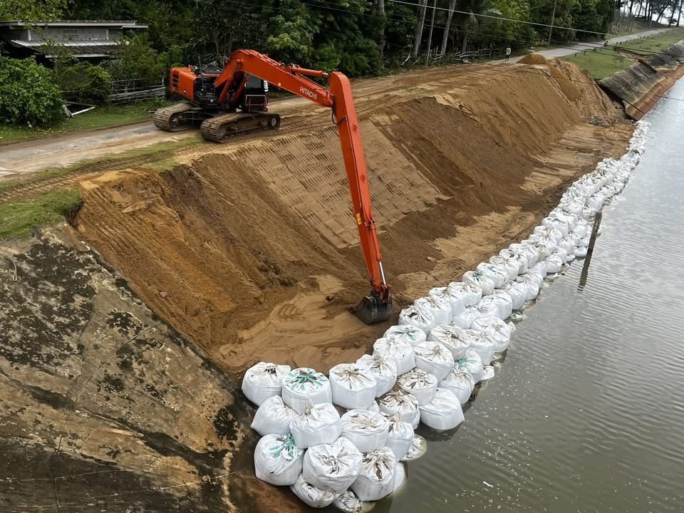 ชป. เตือนภาคใต้รับมือฝนหนัก 23–24 ต.ค. จากอิทธิพลพายุ “เฟิงเฉิน” แม้ไม่เข้าไทยโดยตรง