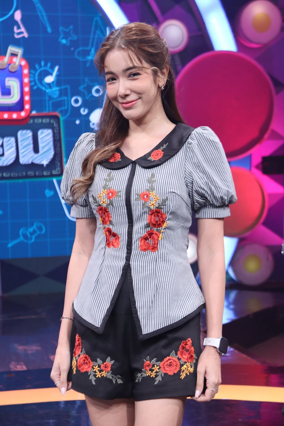 “กุ้ง-สุธิราช” ชวนแม่ยก “ดวลเพลงดัง พลังมัธยม” ปักหมุดฟินกับเพลง “ขอเป็นพระเอกในหัวใจเธอ”