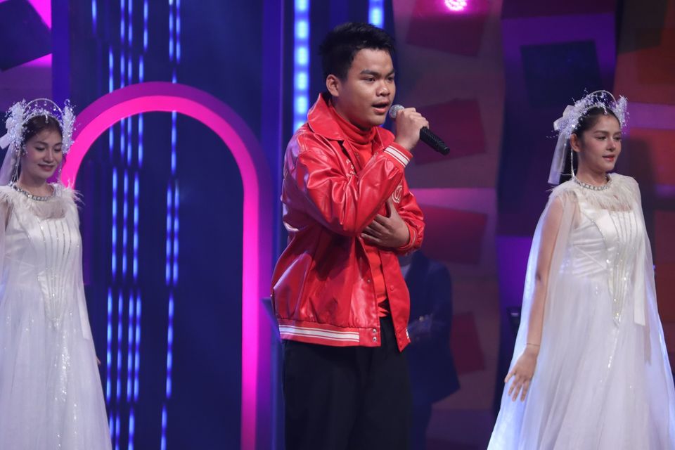 “กุ้ง-สุธิราช” ชวนแม่ยก “ดวลเพลงดัง พลังมัธยม” ปักหมุดฟินกับเพลง “ขอเป็นพระเอกในหัวใจเธอ”