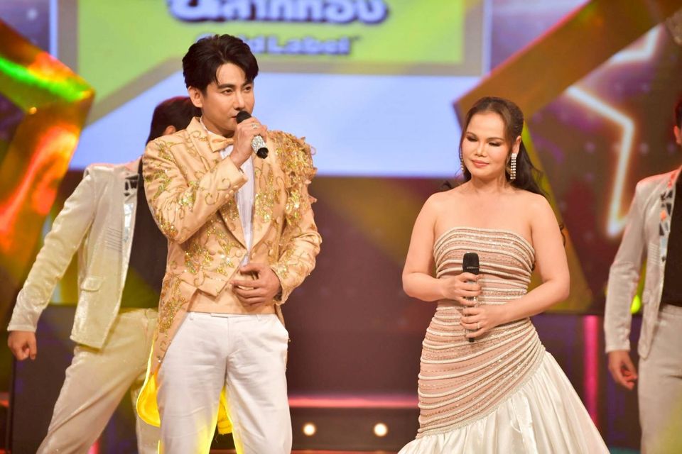 มันส์กับตัวมัม“ลำยอง หนองหินห่าว” “โพสต์-ฟ้าใส”ดวลไมค์โชว์เสียงจัดเต็มฟิวส์