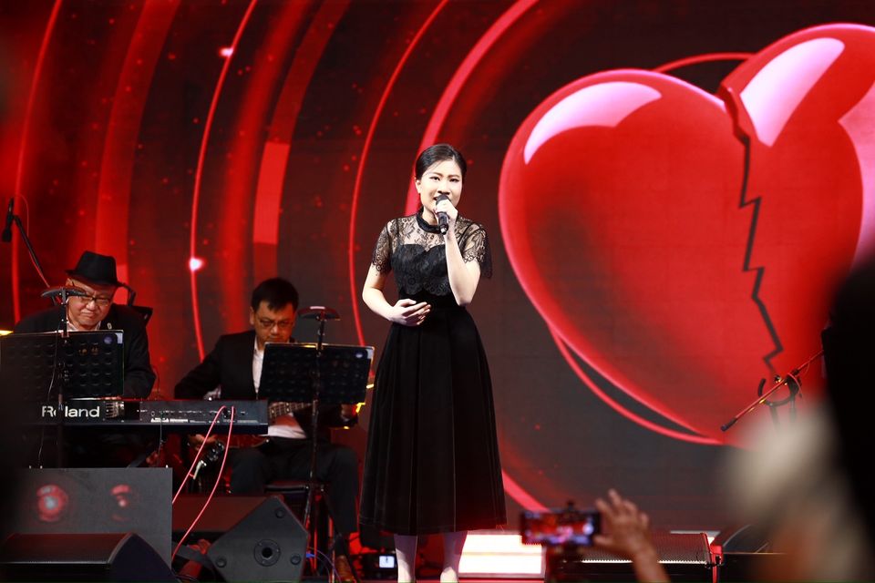 “เอก รังสิโรจน์” ทึ่ง ความสามารถเด็กไทย คว้าแชมป์ “เยาวชนสืบสานรักษ์เพลงไทย ซีซั่น 2” ชวนชมเทปบันทึกภาพ รอบชิงชนะเลิศ ทางช่อง 7HD 1 พ.ย.นี้