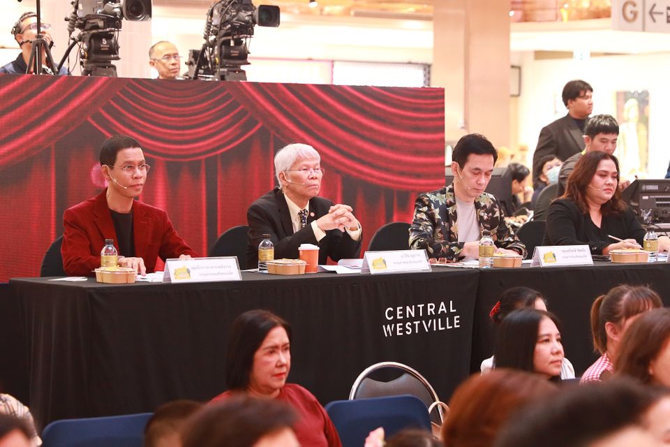 “เอก รังสิโรจน์” ทึ่ง ความสามารถเด็กไทย คว้าแชมป์ “เยาวชนสืบสานรักษ์เพลงไทย ซีซั่น 2” ชวนชมเทปบันทึกภาพ รอบชิงชนะเลิศ ทางช่อง 7HD 1 พ.ย.นี้