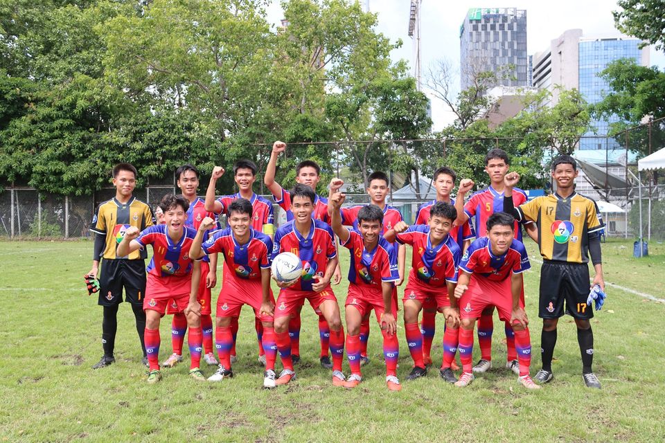 ศึก “ฟุตบอลนักเรียน 7 คน แชมป์กีฬา 7HD แชมเปียน คัพ 2025” มันไม่แผ่ว ทีมวางยังเก๋า “ปทุมคงคา-อัสสัมชัญศรีราชา-ท่าข้ามพิทยาคม” บู๊เดือดทะลุรอบ 128 ทีม