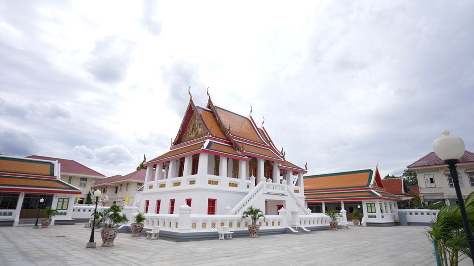 “หนุ่มแท่ง อารามทัวร์” พาเที่ยววัดกัลยาณมิตร วรมหาวิหาร  สักการะ หลวงพ่อโต ซำปอกง พร้อมชิมอาหารย่านกุฎีจีน