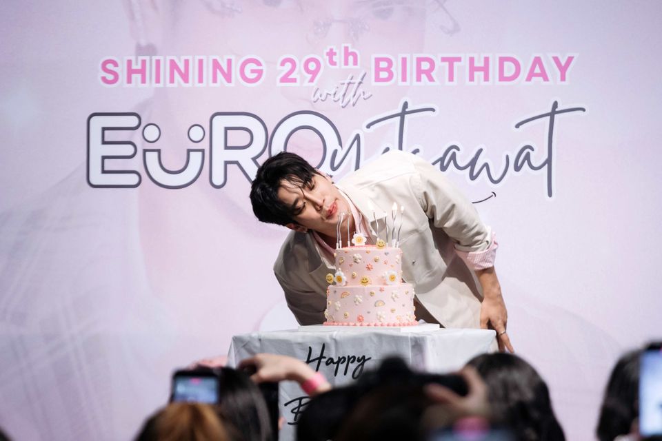 “ยูโร” ปลื้ม แฟนคลับไทย-อินเตอร์ รวมพลังฉลองวันเกิด  งาน “Shining 29th Birthday With Euro Yotsawat” แป๋วฉ่ำ