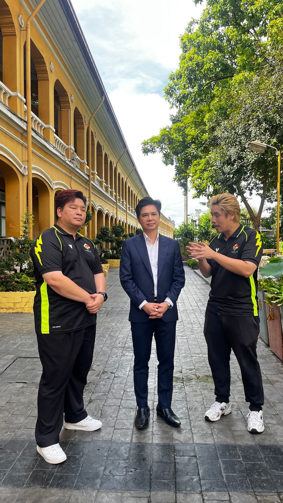 “SPORTS LIFE” พาทัวร์ “รร.สวนกุหลาบวิทยาลัย”  ส่องความเคลื่อนไหวศึก “ฟุตบอลจตุรมิตรสามัคคี ครั้งที่ 31”