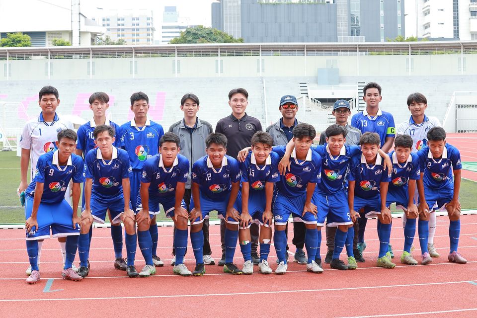 สมราคาทีมเต็ง “รร.ภัทรบพิตร” แชมป์เก่านำขบวนทีมวาง A ทะลุรอบ 64 ทีม ศึก “ฟุตบอลนักเรียน 7 คน แชมป์กีฬา 7HD แชมเปียน คัพ 2025”