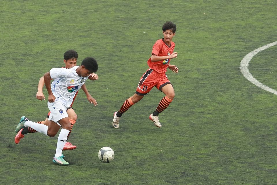 สมราคาทีมเต็ง “รร.ภัทรบพิตร” แชมป์เก่านำขบวนทีมวาง A ทะลุรอบ 64 ทีม ศึก “ฟุตบอลนักเรียน 7 คน แชมป์กีฬา 7HD แชมเปียน คัพ 2025”