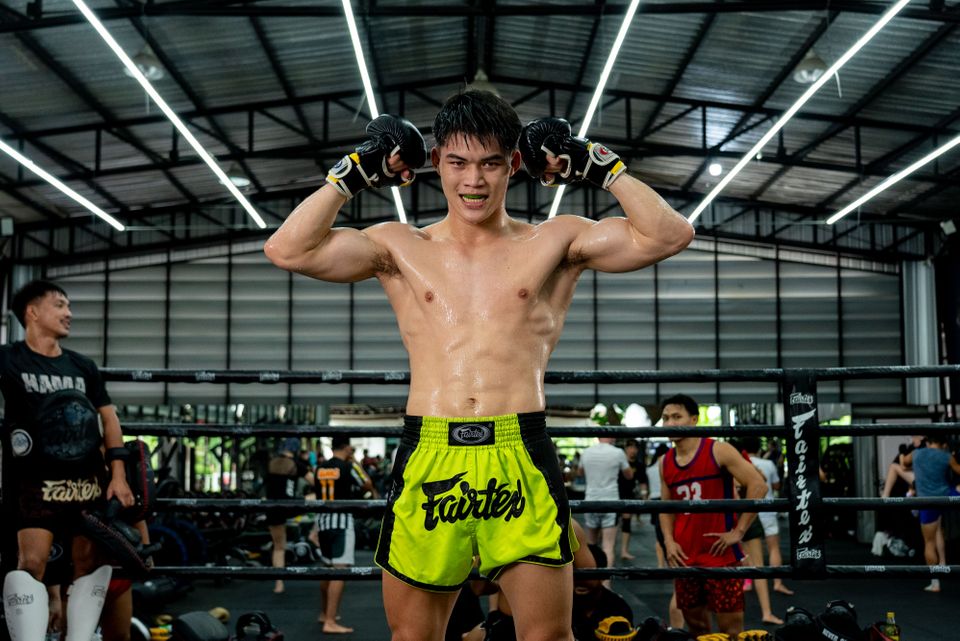 ONE Championship : แรมโบ้เล็ก ฉ.อจลบุญ เปิดค่ายโชว์ฟิต ก่อนรั้งแรงกิง อับดุลลา ดายาคาเอฟ
