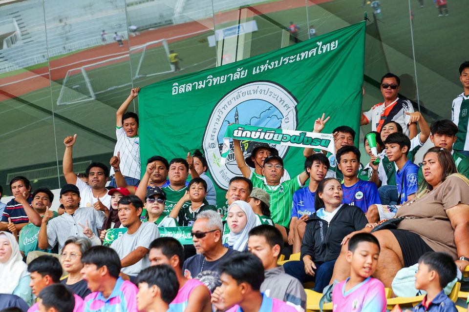 “SPORTS LIFE” วิเคราะห์เกมโค้งสุดท้าย ศึกลูกหนังขาสั้น “ฟุตบอลนักเรียน 7 คน แชมป์กีฬา 7HD แชมเปียน คัพ 2025”