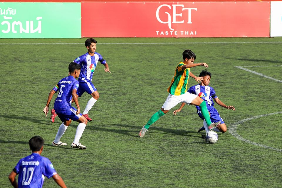 “SPORTS LIFE” วิเคราะห์เกมโค้งสุดท้าย ศึกลูกหนังขาสั้น “ฟุตบอลนักเรียน 7 คน แชมป์กีฬา 7HD แชมเปียน คัพ 2025”