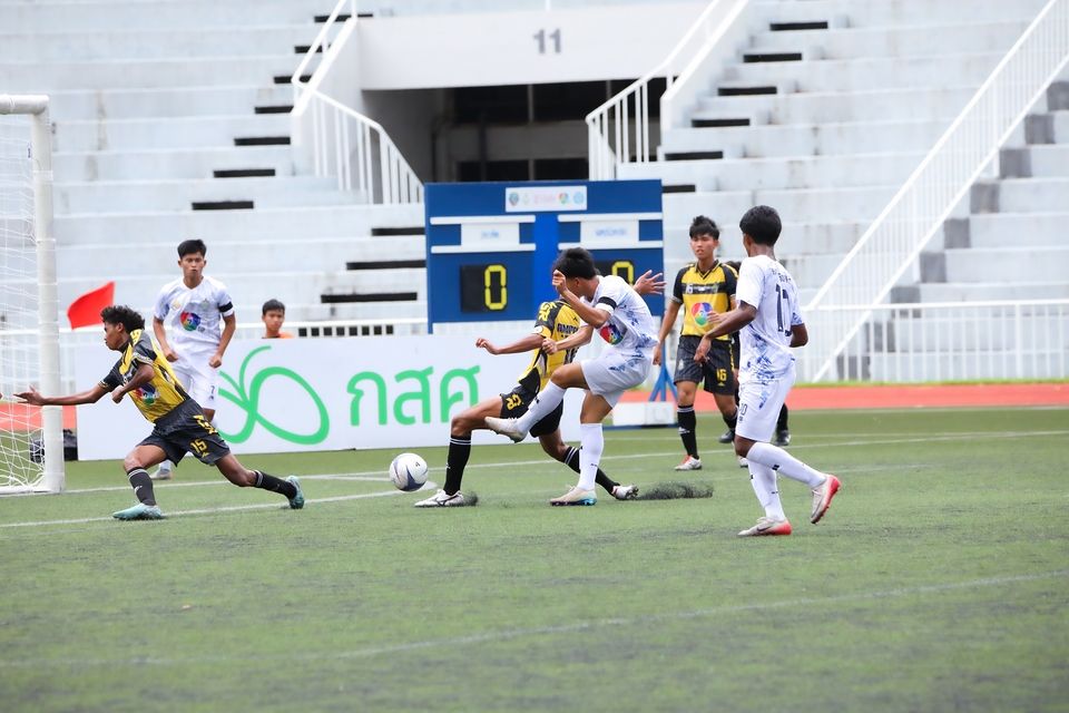 “SPORTS LIFE” วิเคราะห์เกมโค้งสุดท้าย ศึกลูกหนังขาสั้น “ฟุตบอลนักเรียน 7 คน แชมป์กีฬา 7HD แชมเปียน คัพ 2025”