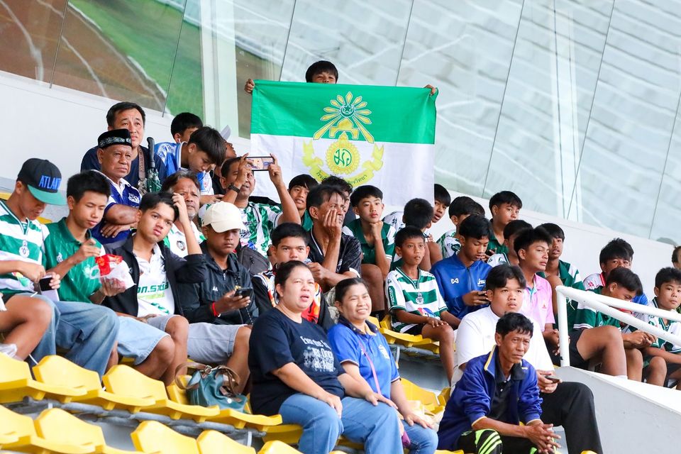 คอนเฟิร์ม 8 ทีมสุดท้าย ศึก “ฟุตบอลนักเรียน 7 คน แชมป์กีฬา 7HD แชมเปียน คัพ 2025” “รร.สวนป่าเขาชะอางค์” คว่ำแชมป์เก่า “รร.ภัทรบพิตร”