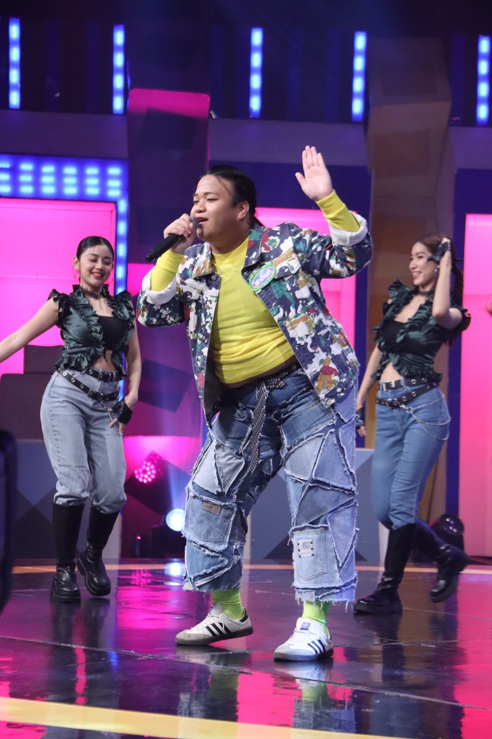 “ดวลเพลงดัง พลังมัธยม” เฟ้นหาหนุ่มน้อยจอมทะเล้น  ในเพลง “ผู้บ่าวทรงโจร” ของ “แจ๊ค' เด้ ลายไทย”