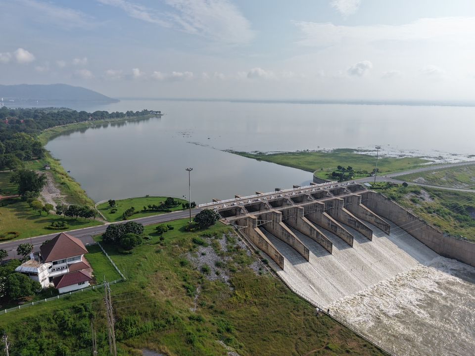 เขื่อนป่าสักฯ ปรับการระบาย สอดคล้องน้ำเหนือไหลงอ่างฯ ต่อเนื่อง แจ้งเตือนประชาชานท้ายน้ำติดตามสถานการณ์ใกล้ชิด