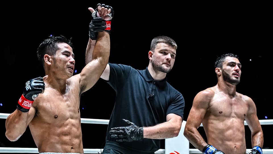 ONE ลุมพินี : ยอดเหล็กเพชร อ.อัจฉริยะ ชนะแต้ม อานาร์ มัมมาดอฟ ศึก ONE ลุมพินี 134