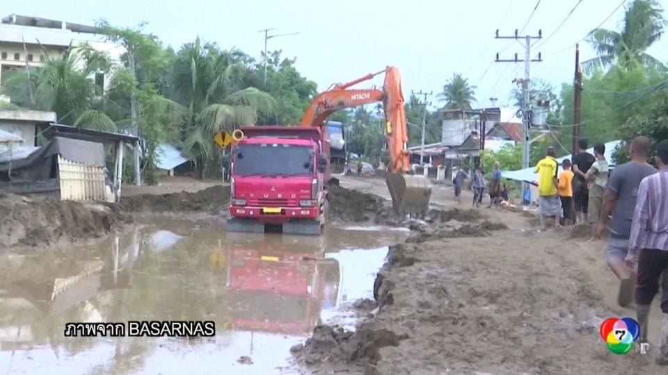 อินโดนีเซีย เดินหน้าค้นหาผู้สูญหายน้ำท่วม เสียชีวิตพุ่งกว่า 400 คน