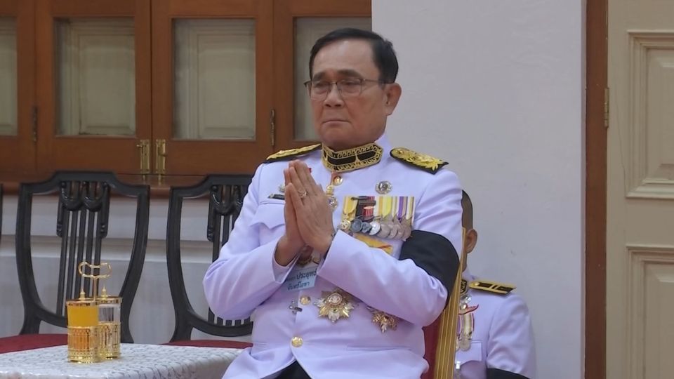 องคมนตรี เป็นผู้แทนพระองค์ ไปในการบำเพ็ญพระราชกุศล 100 วัน พระราชทานศพ ศาสตราจารย์เกียรติยศ สงคราม ทรัพย์เจริญ