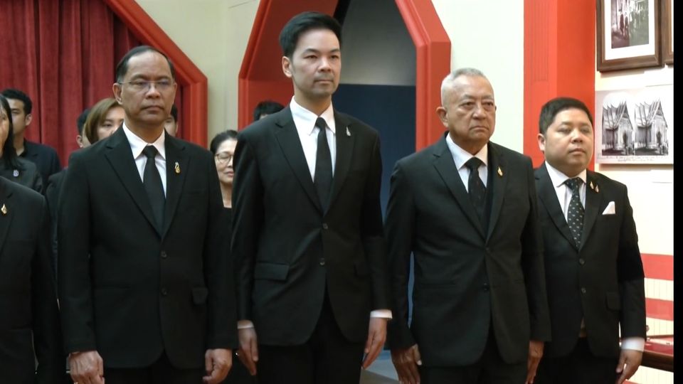 พระวรวงศ์เธอ พระองค์เจ้าเฉลิมศึกยุคล ทรงเปิดนิทรรศการเฉลิมพระเกียรติ เนื่องในอภิลักขิตสมัย 100 ปีวันสวรรคต พระบาทสมเด็จพระปรเมทรรามาธิบดีศรีสินทรมหาวชิราวุธ พระมงกุฎเกล้าเจ้าอยู่หัว พระมหาธีรราชเจ้า