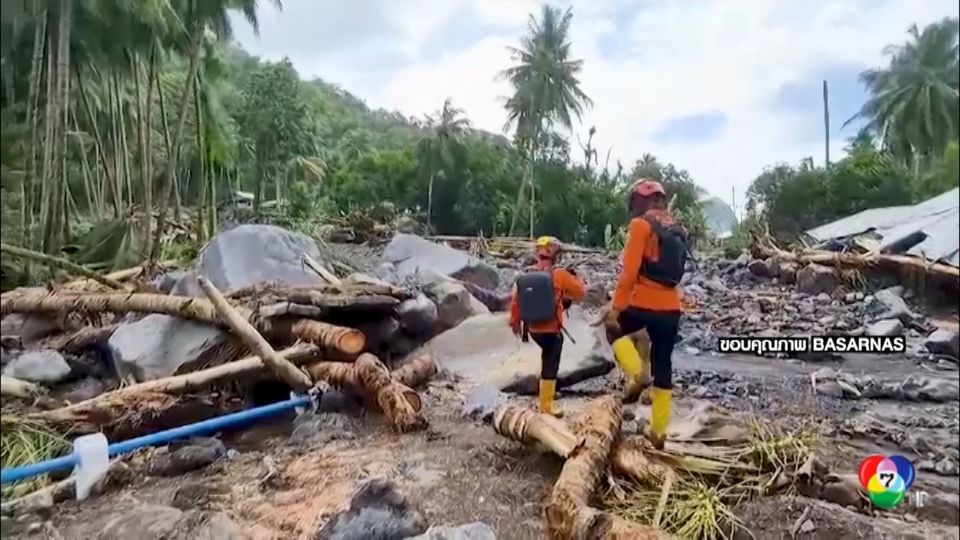 น้ำท่วมฉับพลันที่อินโดนีเซีย เสียชีวิตนับสิบคน