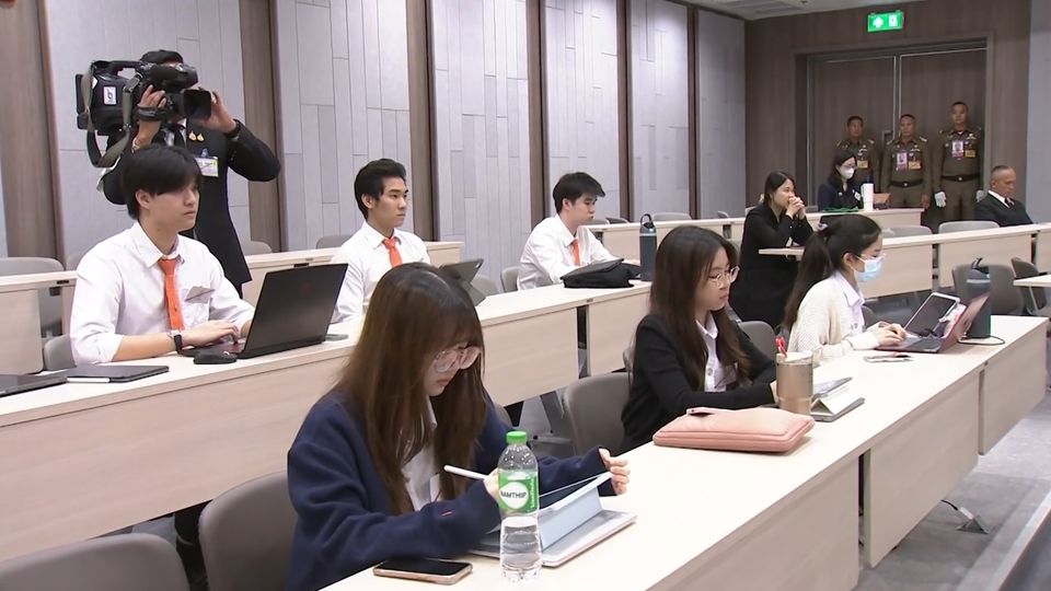 สมเด็จพระเจ้าน้องนางเธอ เจ้าฟ้าจุฬาภรณวลัยลักษณ์ อัครราชกุมารี กรมพระศรีสวางควัฒน วรขัตติยราชนารี ทรงบรรยายพิเศษ เรื่อง "การเกิดโรคมะเร็ง หรือ Oncogenesis" พระราชทานแก่นักศึกษาวิทยาลัยแพทยศาสตร์ศรีสวางควัฒน ราชวิทยาลัยจุฬาภรณ์ ประจำปีการศึกษา 2568